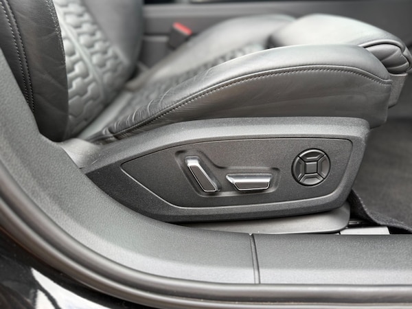 Used Audi RS6 Avant 2020 for sale - 75635442: Photo 35