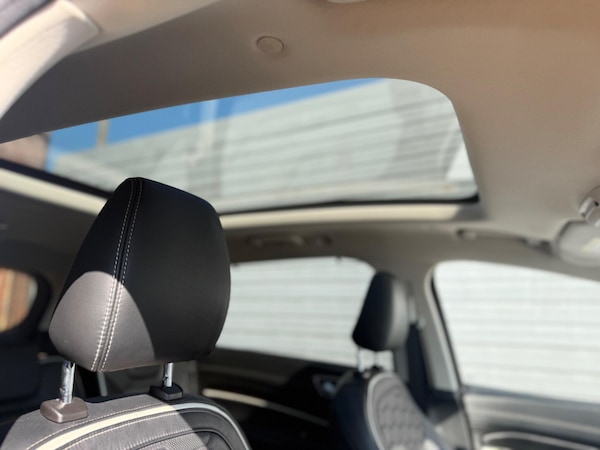 Used Ford S-Max 2017 for sale - 75589186: Photo 16