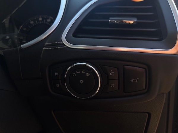 Used Ford S-Max 2017 for sale - 75589186: Photo 22