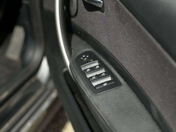 Used BMW 1 Series 2010 for sale - 75729224: Photo 23