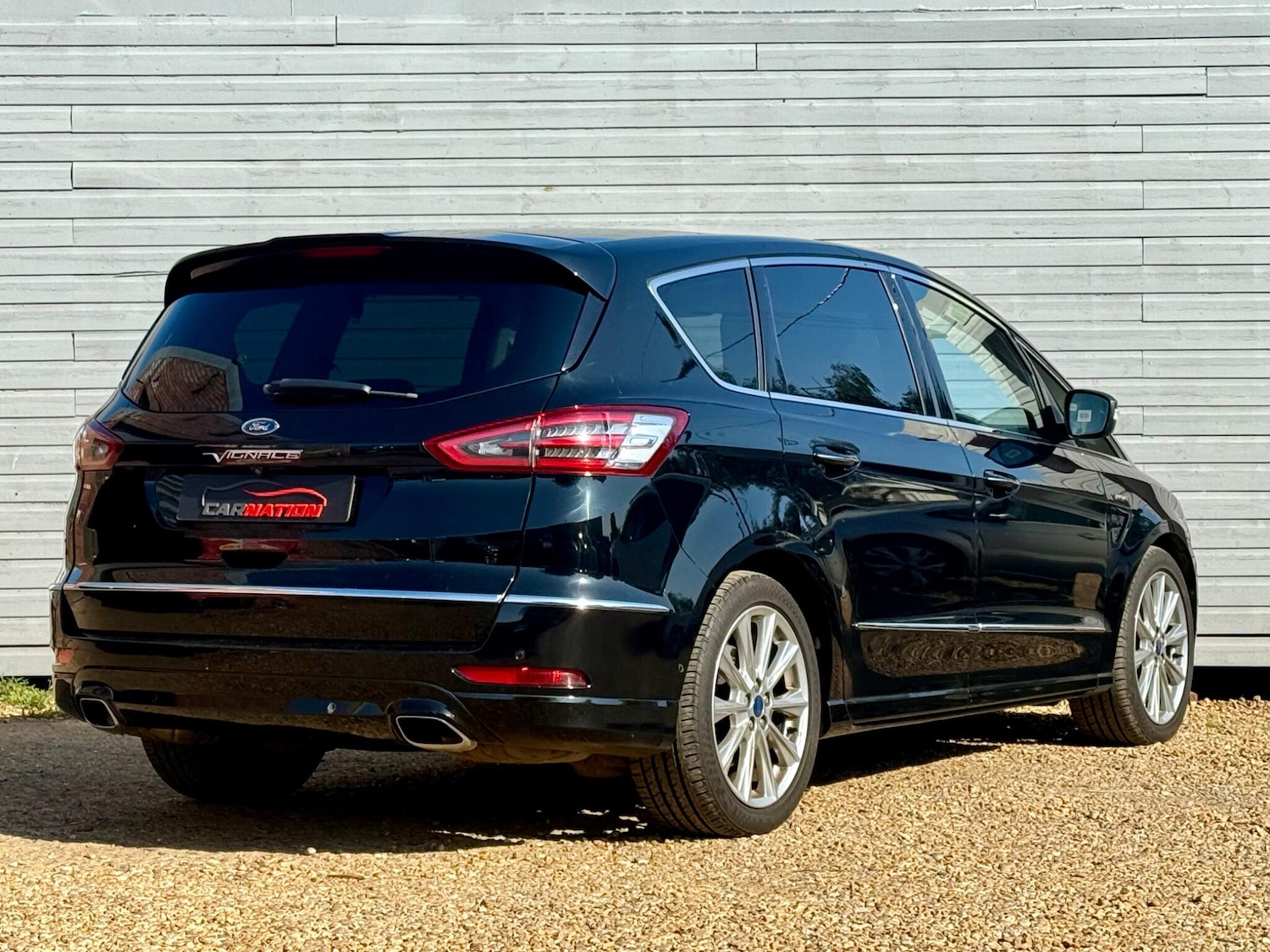 Used Ford S-Max 2017 for sale - 76991353: Photo 4