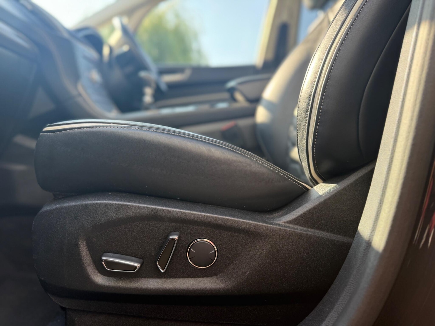 Used Ford S-Max 2017 for sale - 76991353: Photo 44