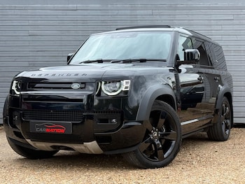 Used Land Rover Defender 130 2024 for sale - 78982127: Photo