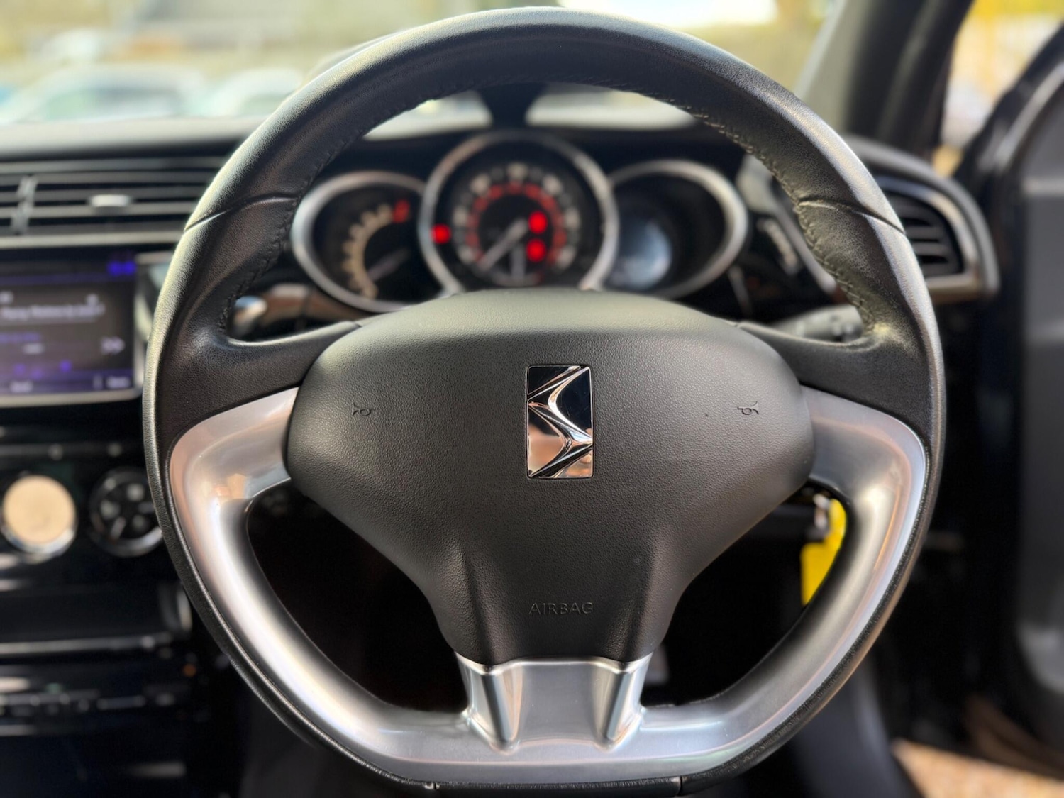 Used DS Automobiles DS 3 2015 for sale - 76976345: Photo 30