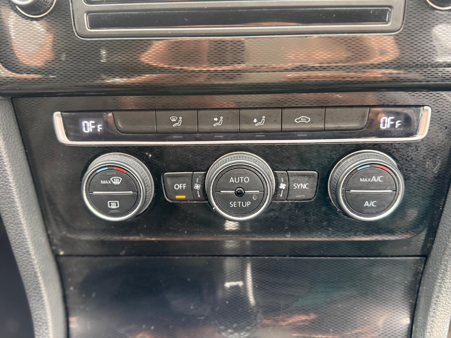 Used Volkswagen Golf 2014 for sale - 78147903: Photo 22