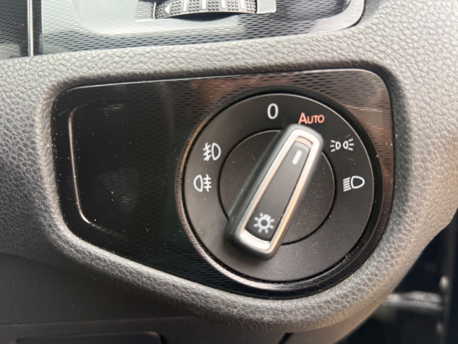 Used Volkswagen Golf 2014 for sale - 78147903: Photo 27