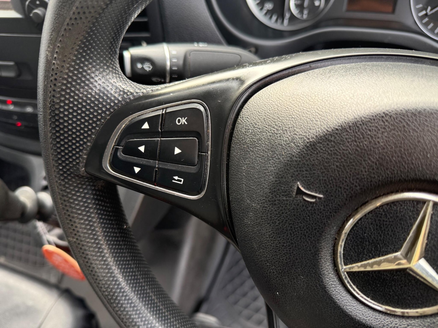 Used Mercedes-Benz Vito 2018 for sale - 76499302: Photo 31