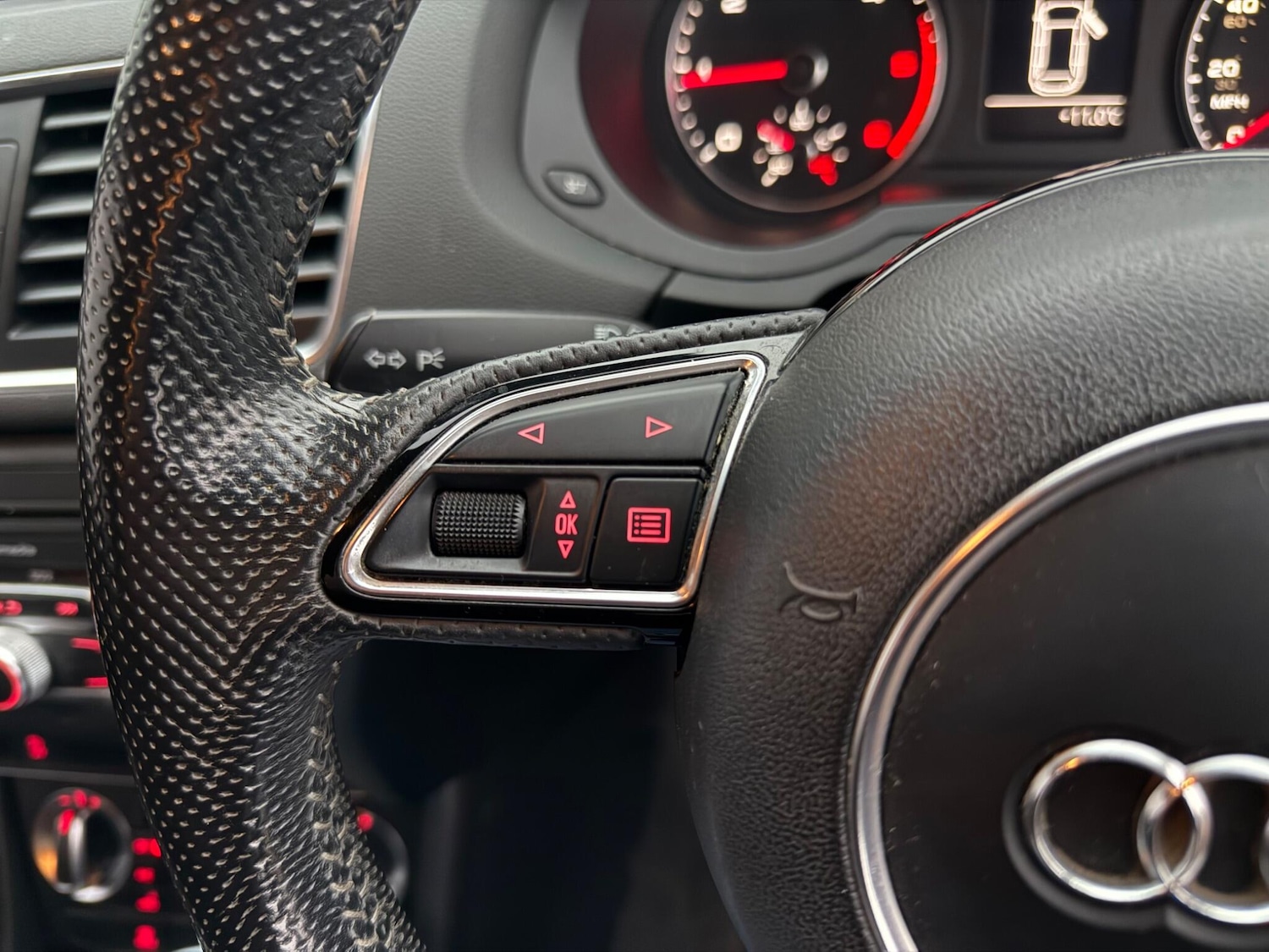 Used Audi Q3 2014 for sale - 76620513: Photo 24