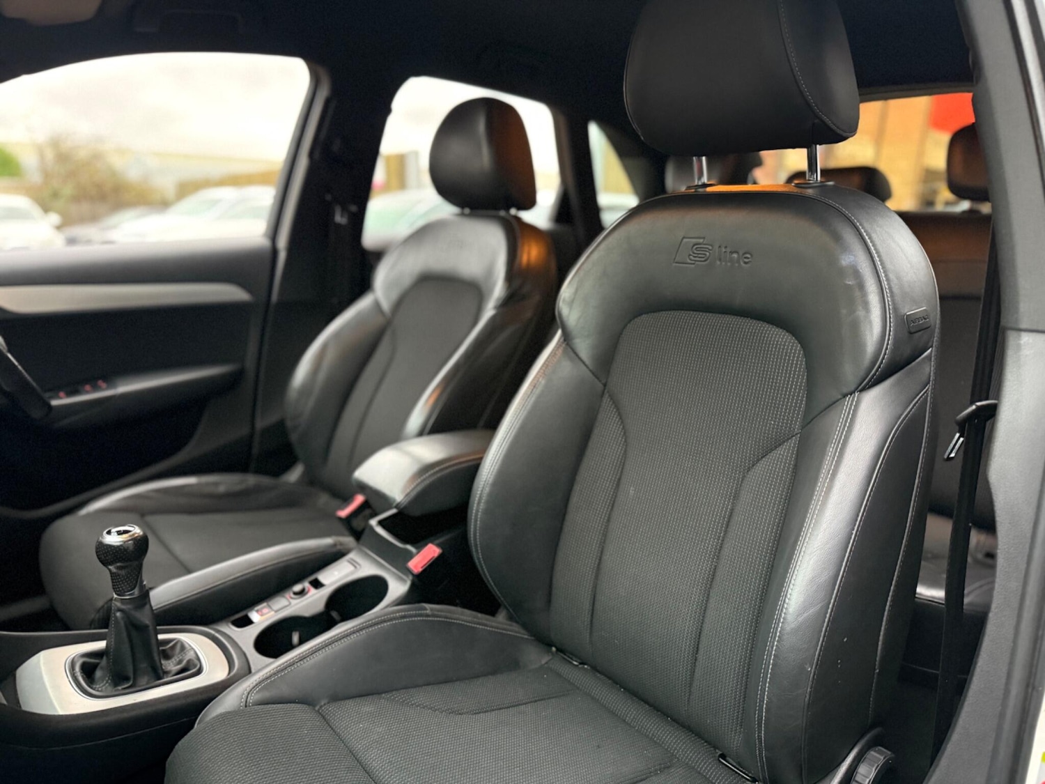 Used Audi Q3 2014 for sale - 76620513: Photo 40