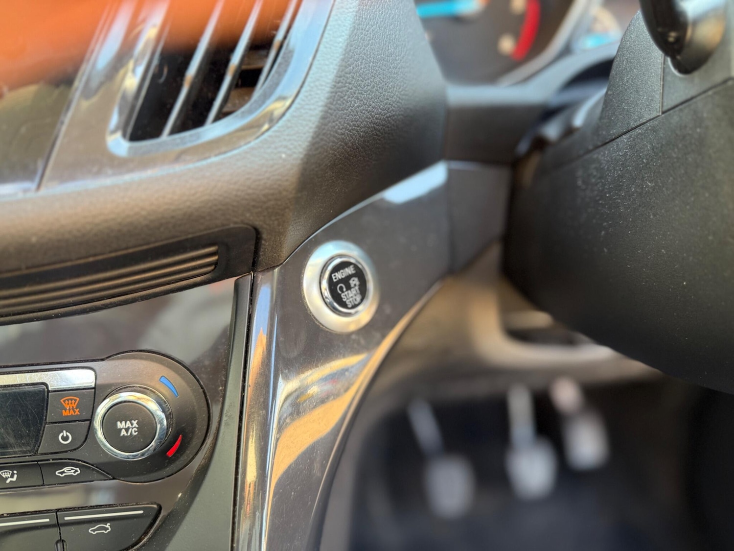 Used Ford Kuga 2014 for sale - 76990321: Photo 37