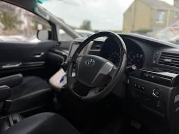 Used Toyota Vellfire 2013 for sale - 79766484: Photo