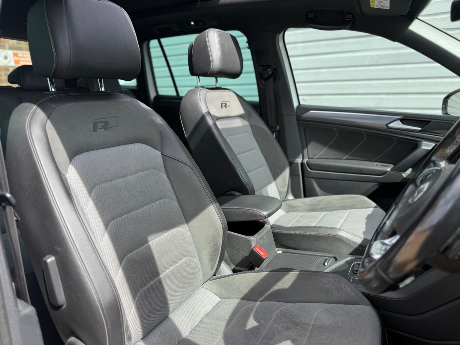 Used Volkswagen Tiguan for sale - 76994381: Photo 16