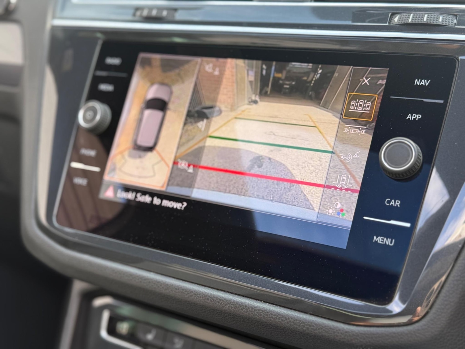 Used Volkswagen Tiguan for sale - 76994381: Photo 18