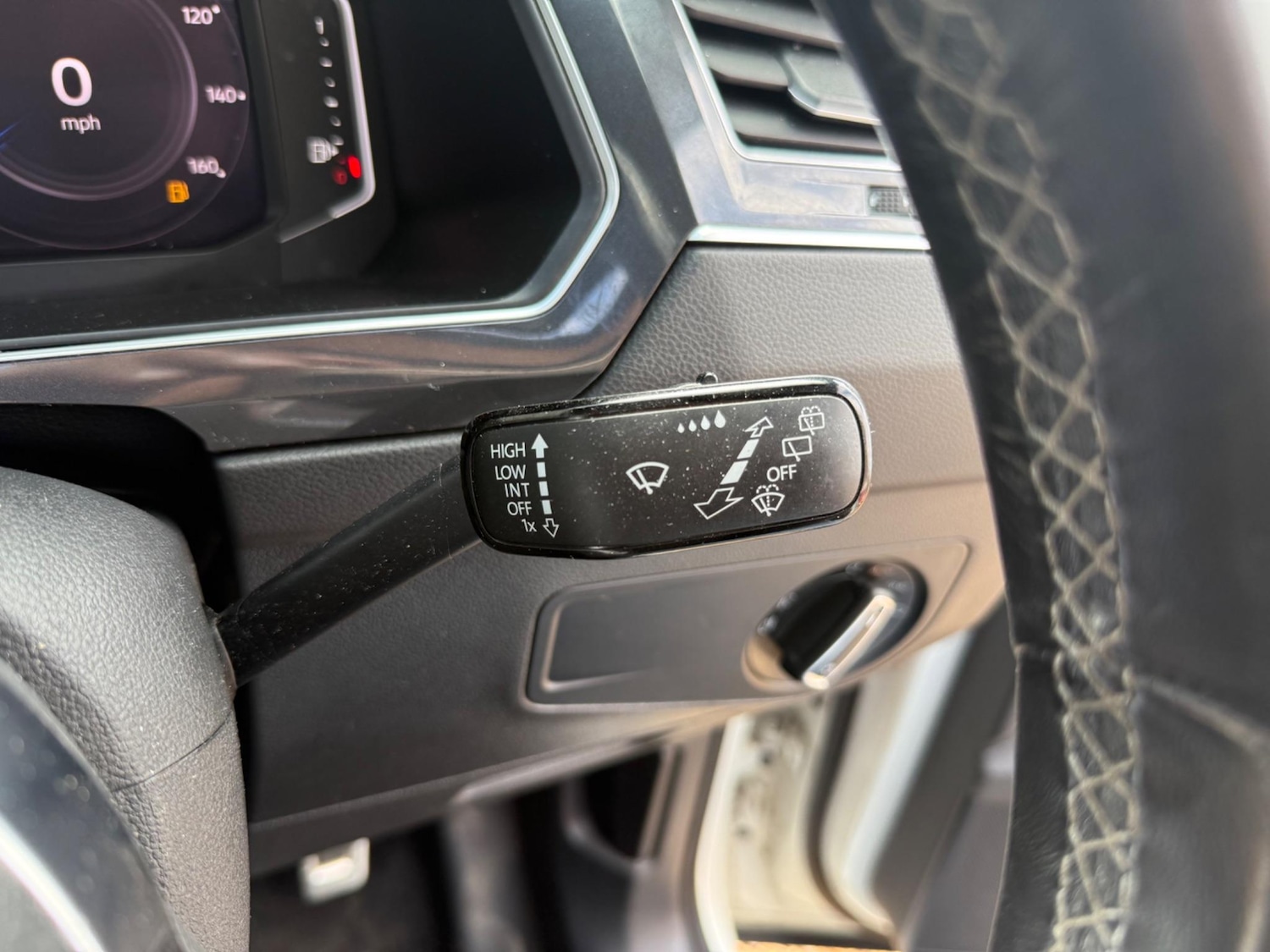 Used Volkswagen Tiguan for sale - 76994381: Photo 25