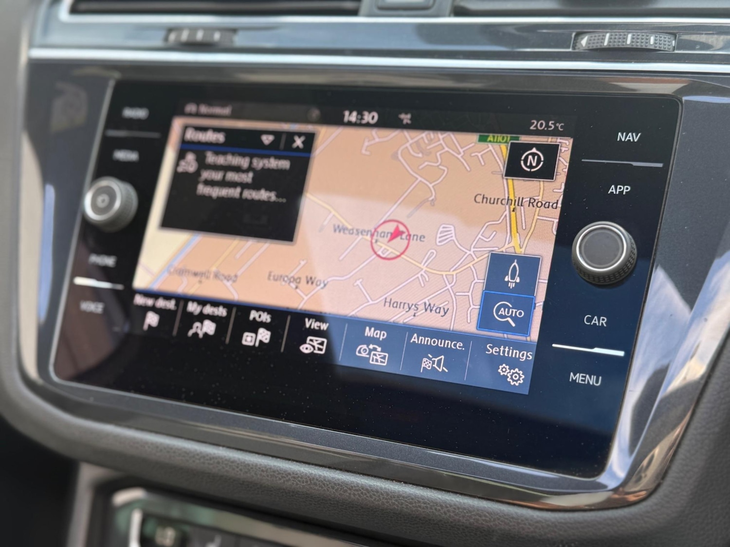 Used Volkswagen Tiguan for sale - 76994381: Photo 28