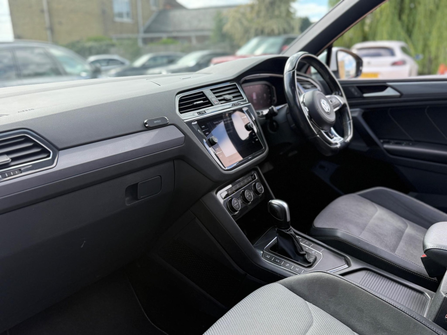 Used Volkswagen Tiguan for sale - 76994381: Photo 30