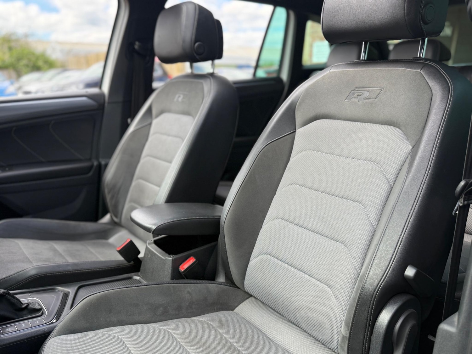 Used Volkswagen Tiguan for sale - 76994381: Photo 31