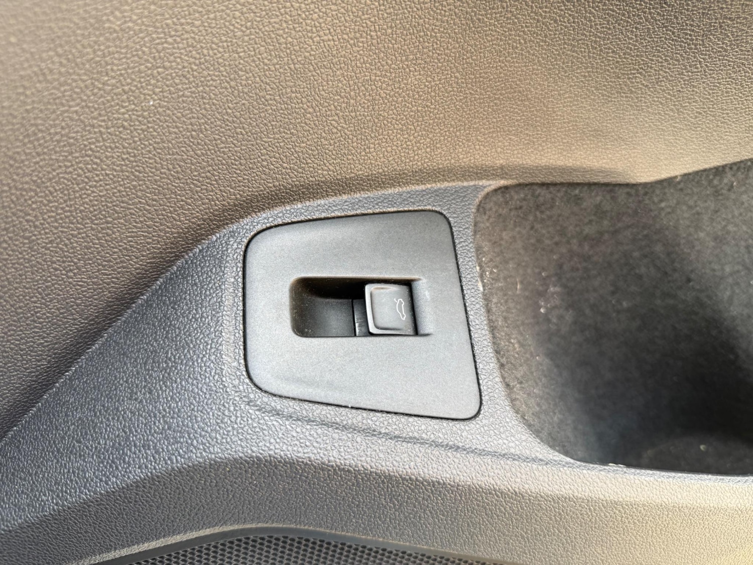 Used Volkswagen Tiguan for sale - 76994381: Photo 34