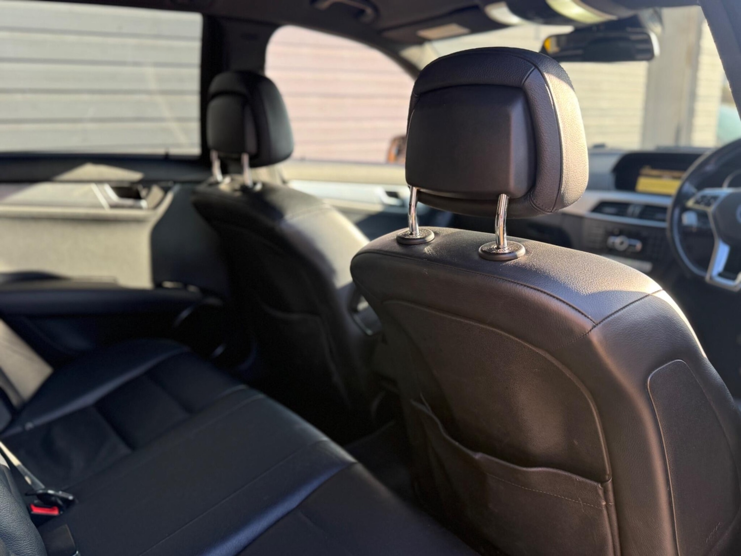 Used Mercedes-Benz C Class 2012 for sale - 76990327: Photo 16