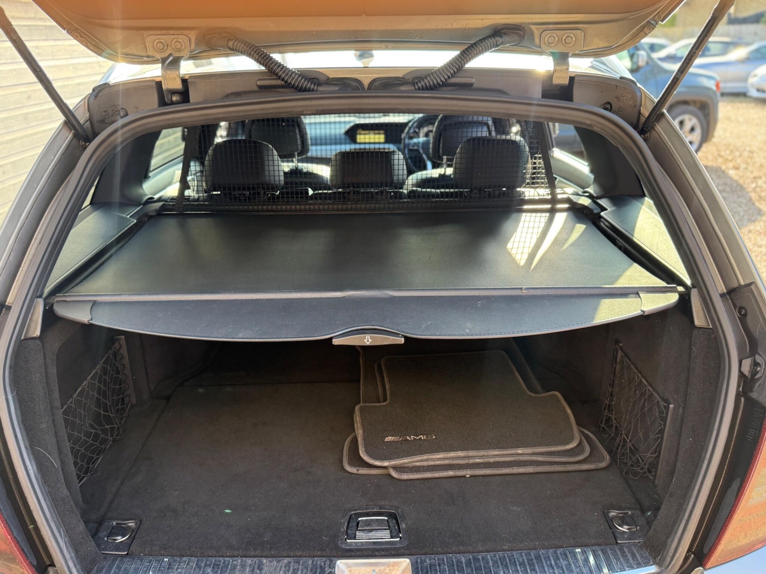 Used Mercedes-Benz C Class 2012 for sale - 76990327: Photo 19