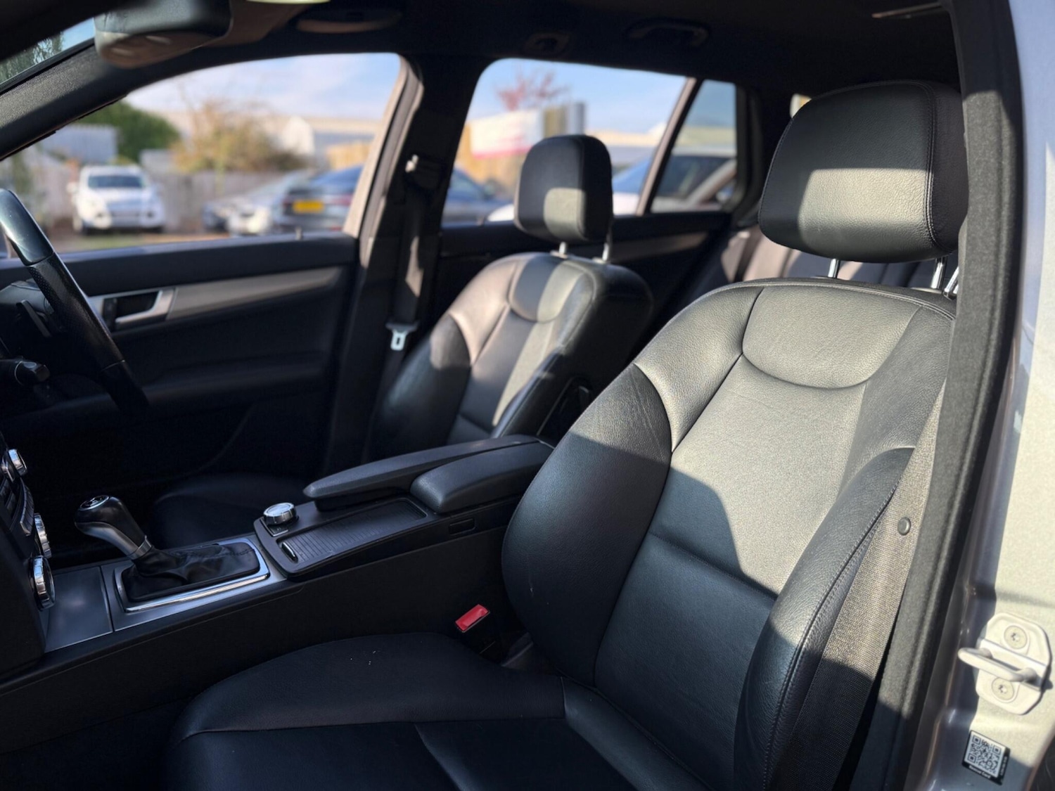 Used Mercedes-Benz C Class 2012 for sale - 76990327: Photo 26