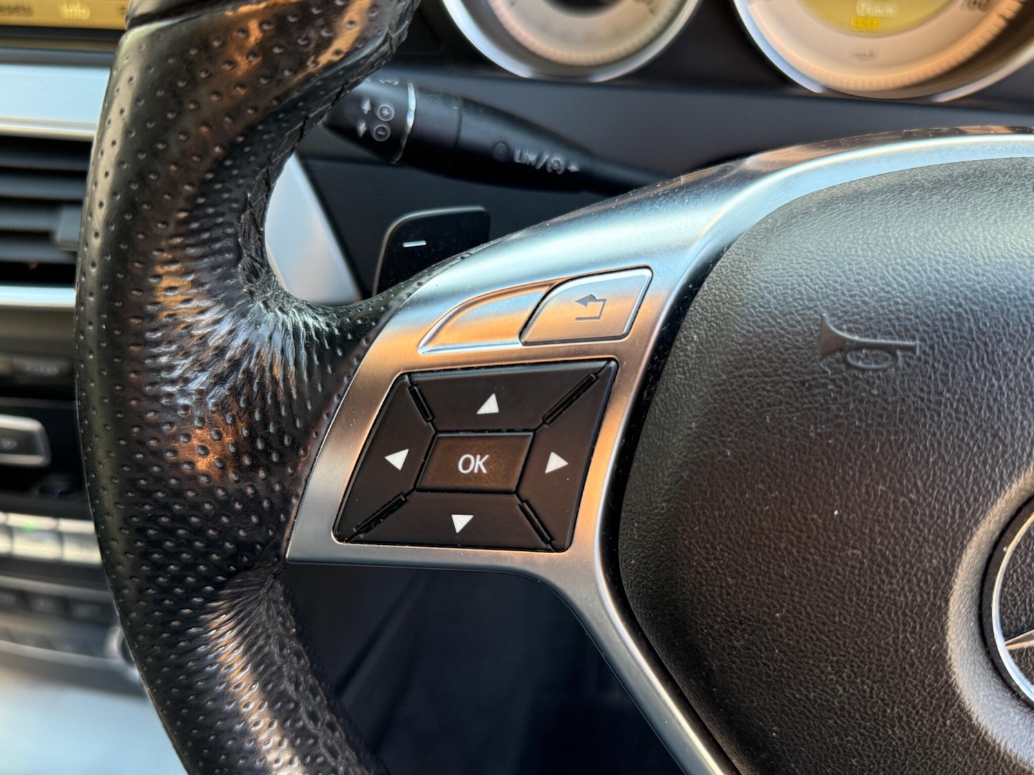 Used Mercedes-Benz C Class 2012 for sale - 76990327: Photo 30