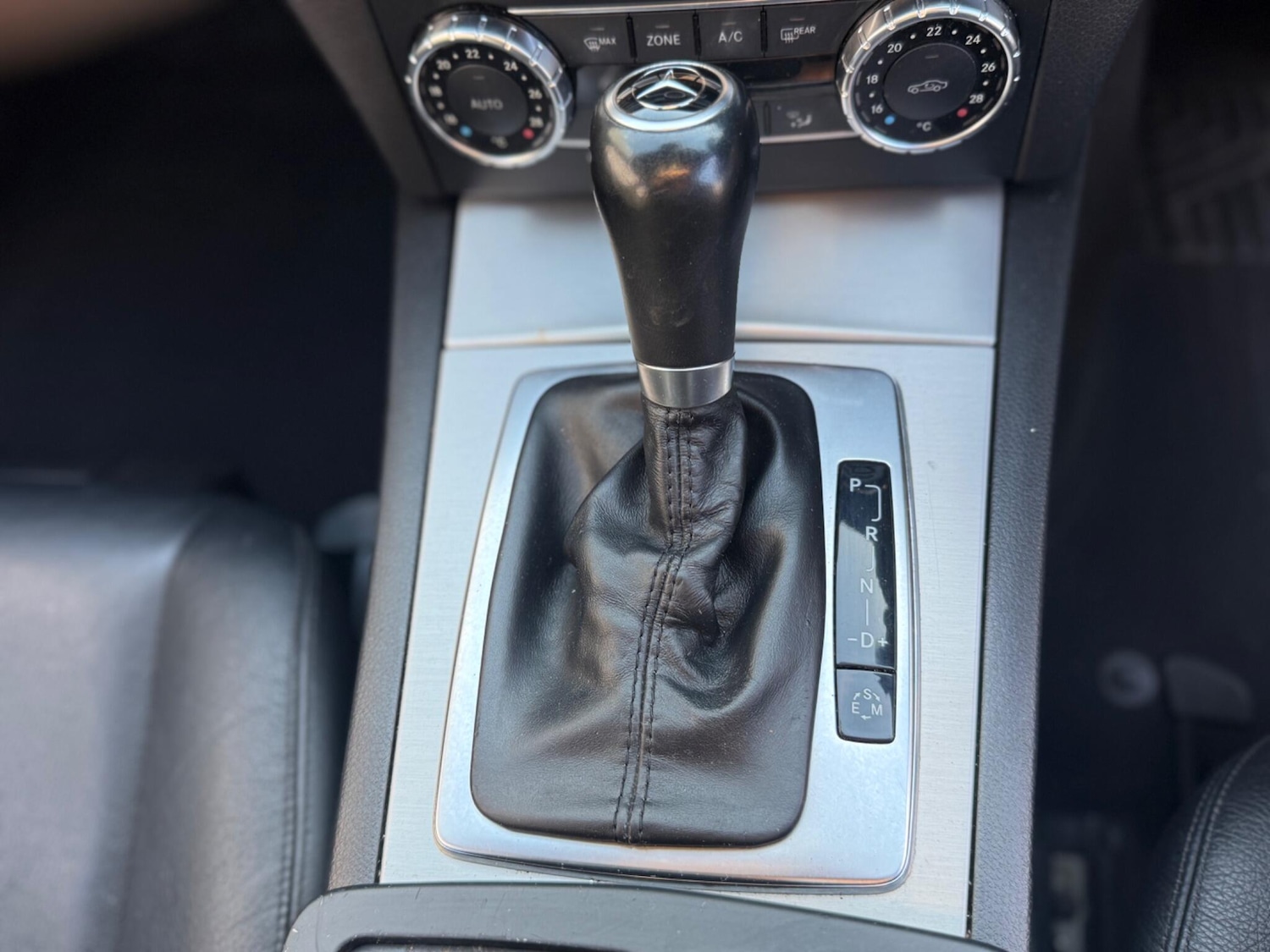 Used Mercedes-Benz C Class 2012 for sale - 76990327: Photo 38