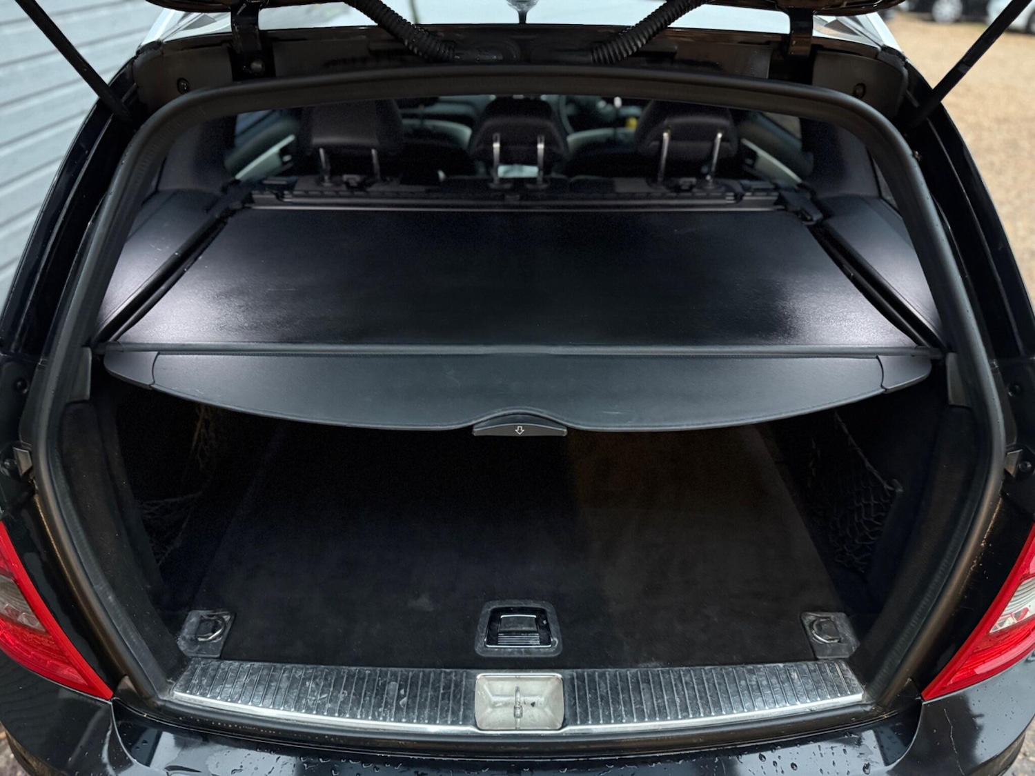 Used Mercedes-Benz C Class 2009 for sale - 76976519: Photo 34