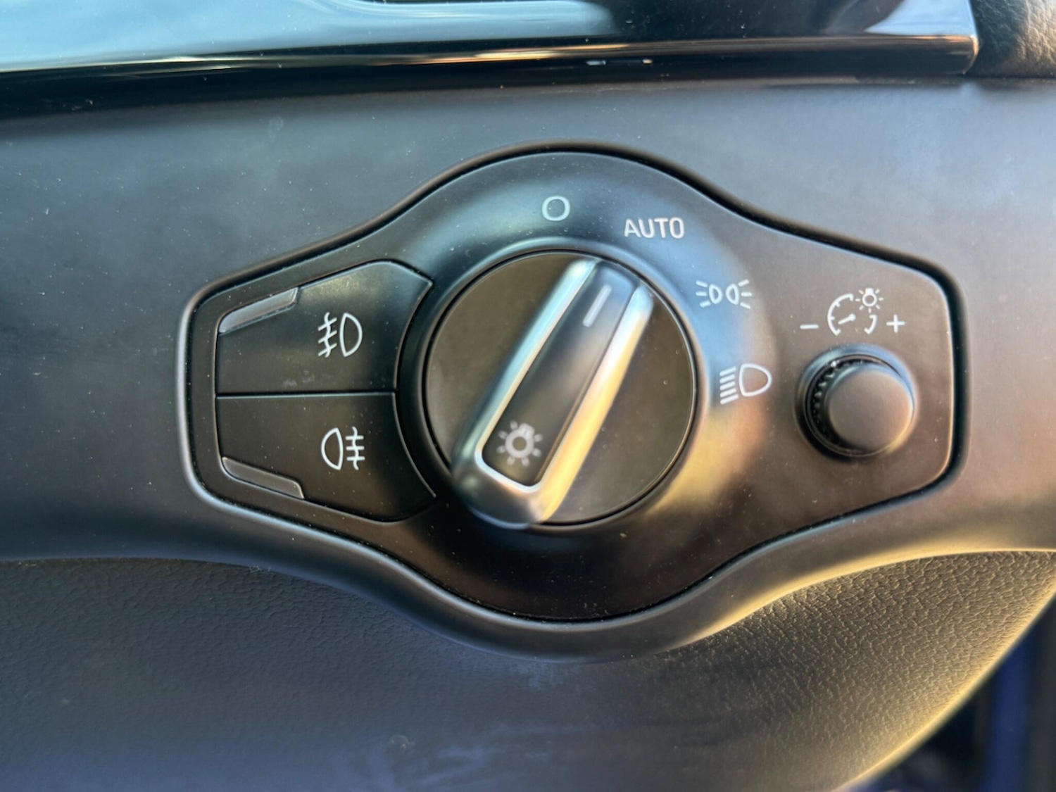 Used Audi A4 2015 for sale - 78147927: Photo 25