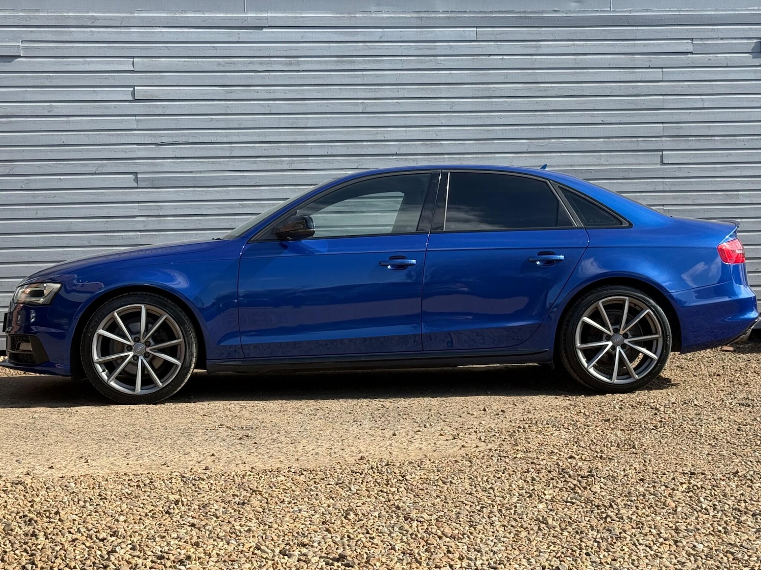 Used Audi A4 2015 for sale - 78147927: Photo 9