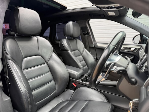 Used Porsche Macan 2015 for sale - 74699539: Photo 14