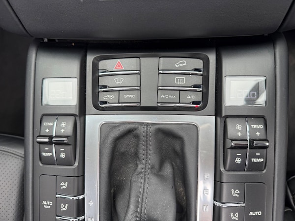 Used Porsche Macan 2015 for sale - 74699539: Photo 23