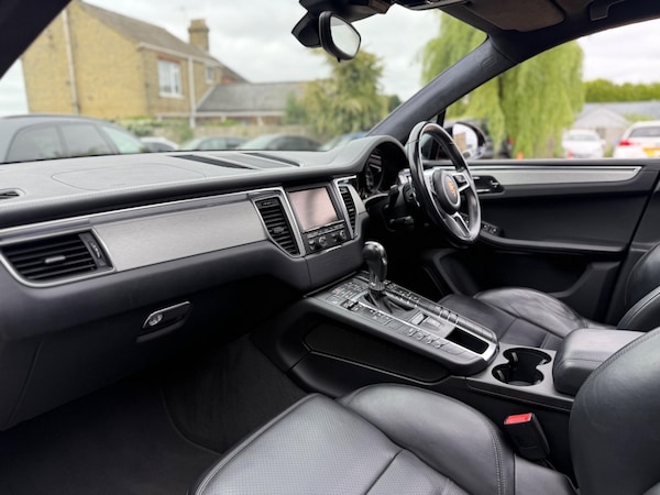 Used Porsche Macan 2015 for sale - 74699539: Photo 34