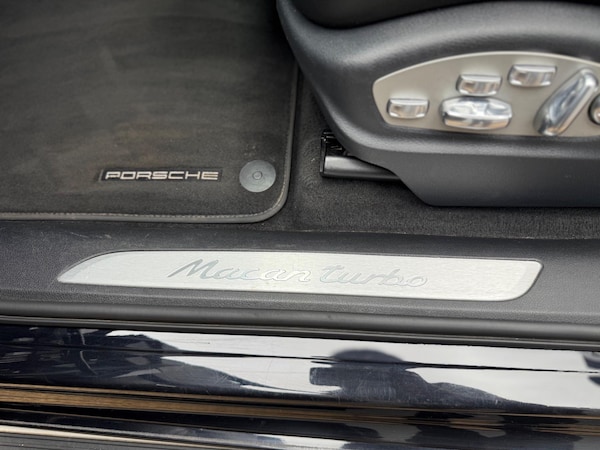 Used Porsche Macan 2015 for sale - 74699539: Photo 36
