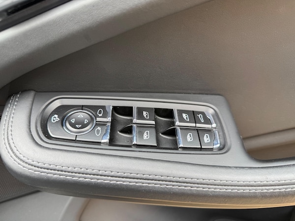 Used Porsche Macan 2015 for sale - 74699539: Photo 39