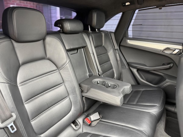 Used Porsche Macan 2015 for sale - 74699539: Photo 43