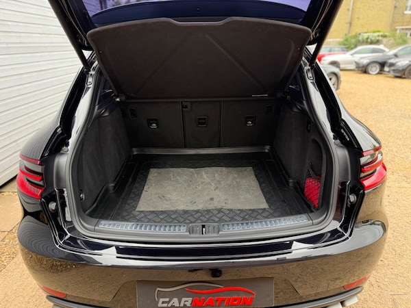 Used Porsche Macan 2015 for sale - 74699539: Photo 46