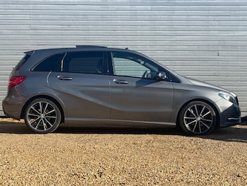 Used Mercedes-Benz B-Class 2012 for sale - 76042148: Photo