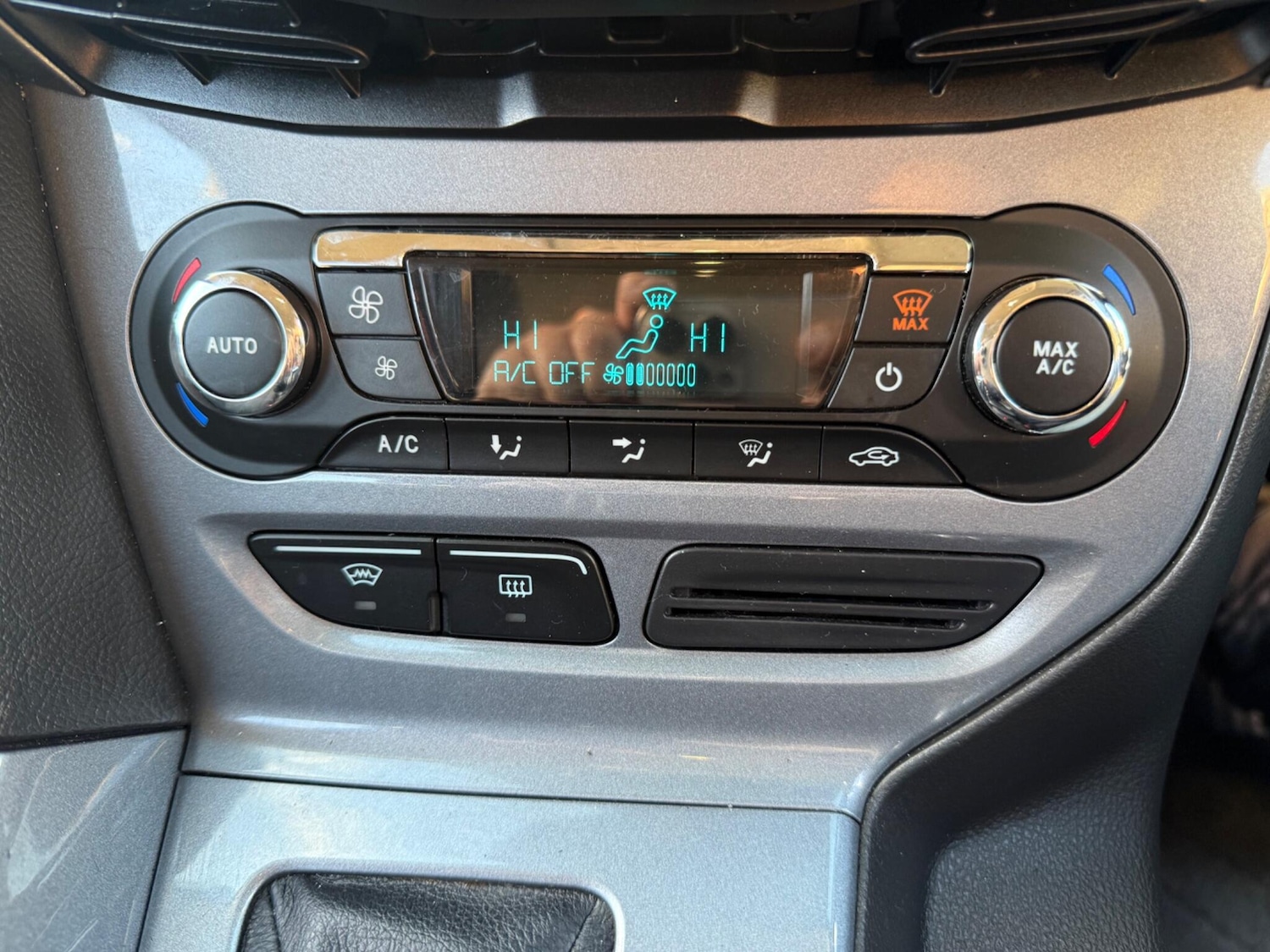 Used Ford Focus 2013 for sale - 76975734: Photo 32