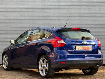 Used Ford Focus 2013 for sale - 76975734: Photo