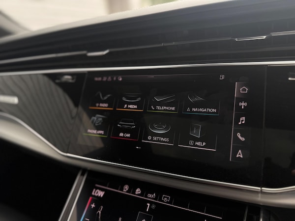 Used Audi SQ8 2020 for sale - 75258039: Photo 28