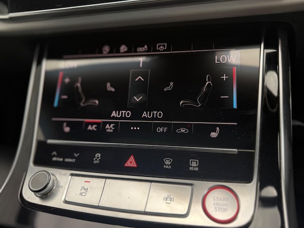 Used Audi SQ8 2020 for sale - 75258039: Photo 29