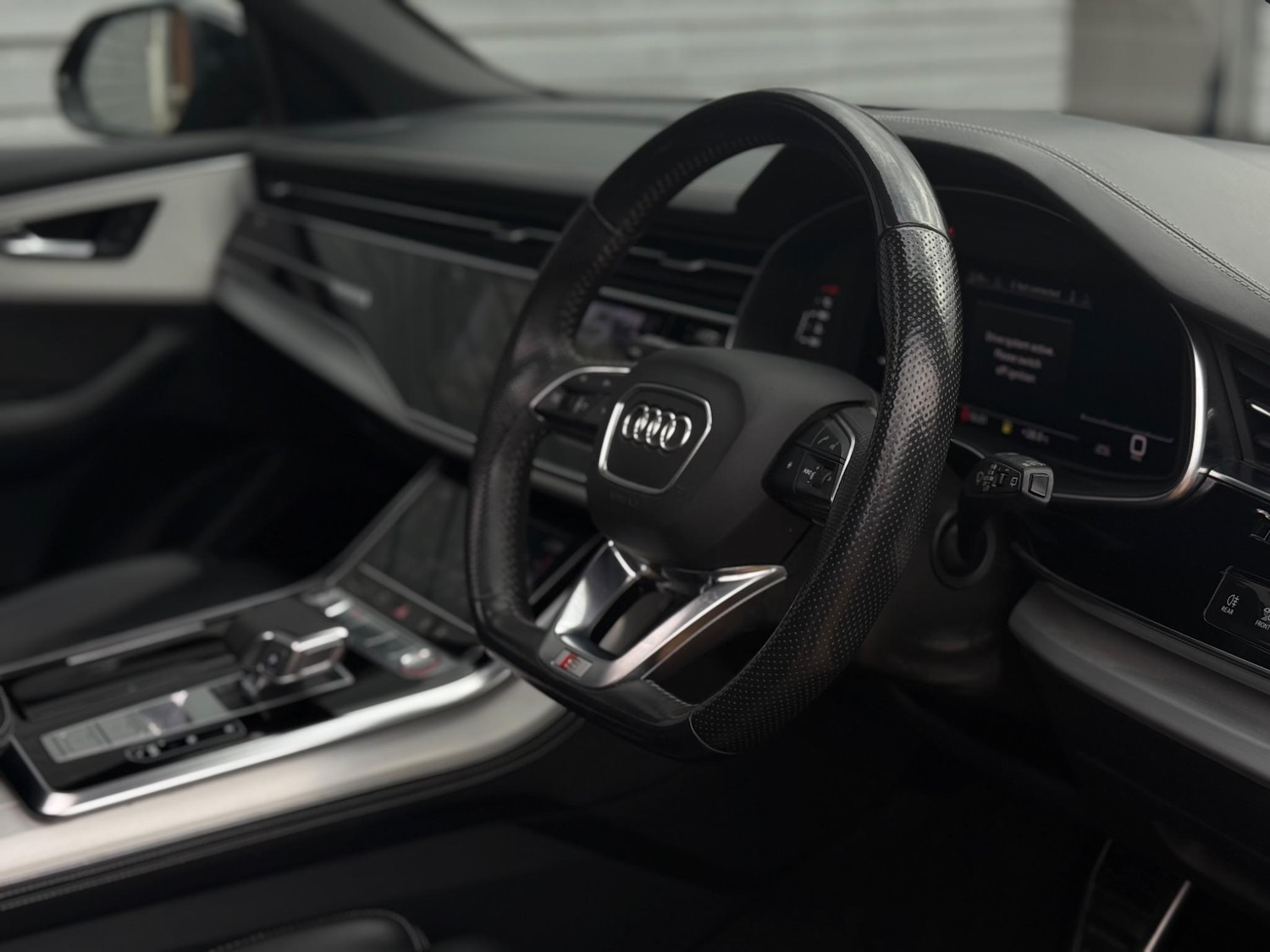 Used Mercedes-Benz E Class 2020 for sale - 76987631: Photo 13