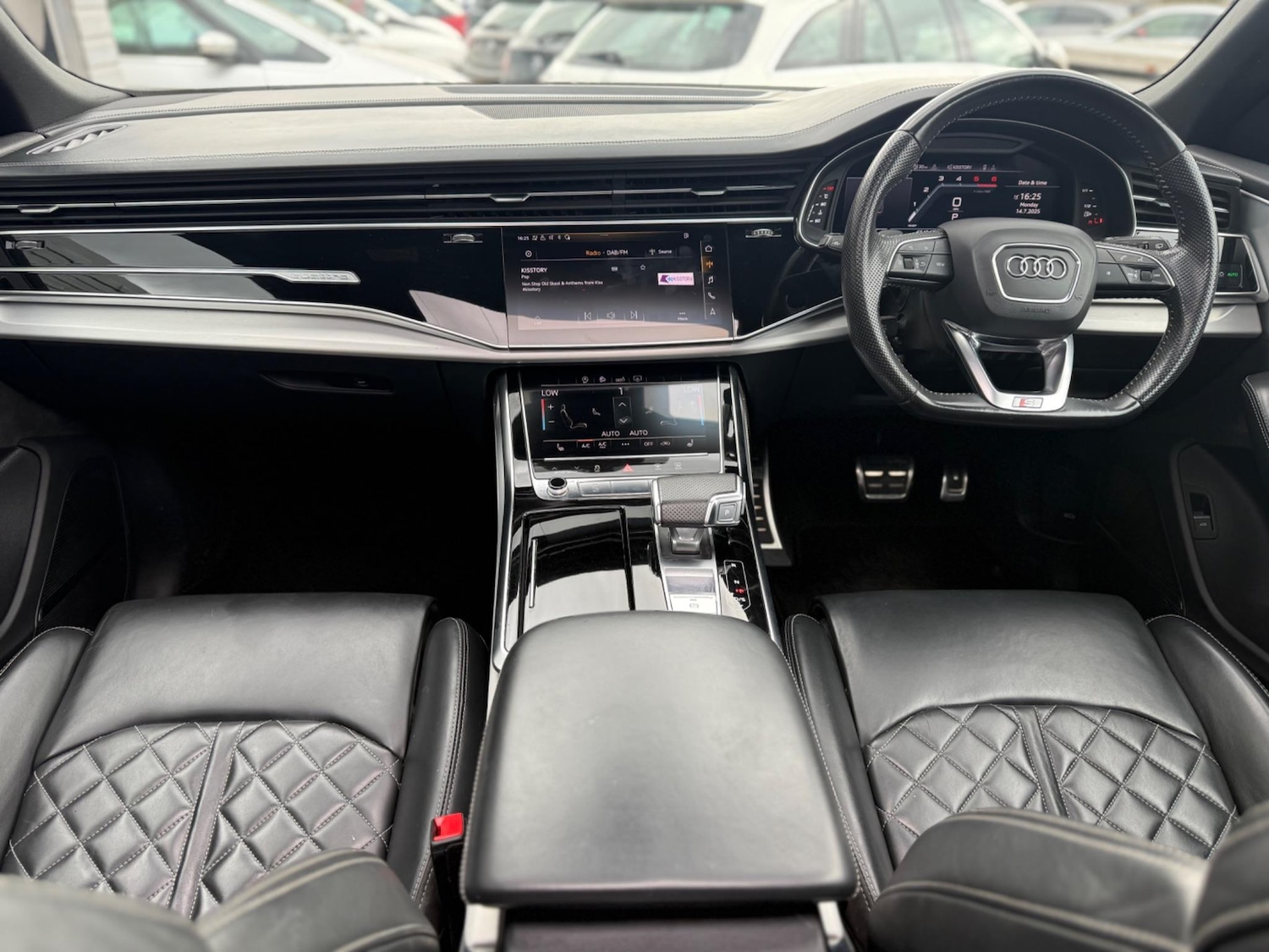 Used Mercedes-Benz E Class 2020 for sale - 76987631: Photo 14