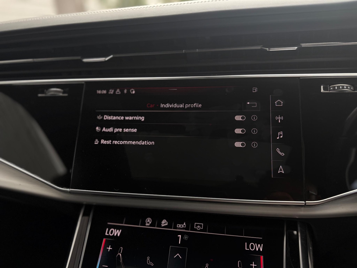 Used Mercedes-Benz E Class 2020 for sale - 76987631: Photo 26