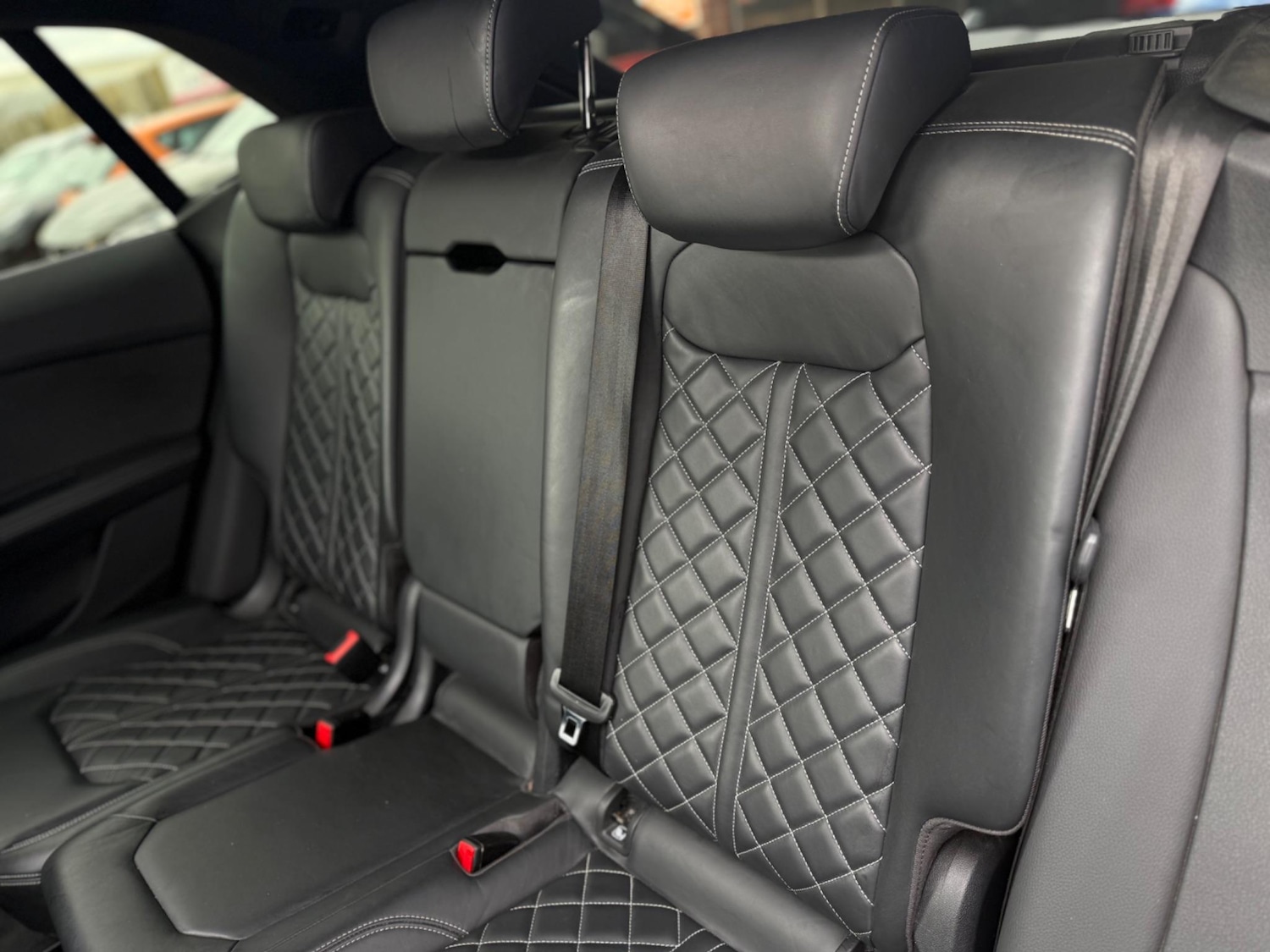 Used Mercedes-Benz E Class 2020 for sale - 76987631: Photo 40