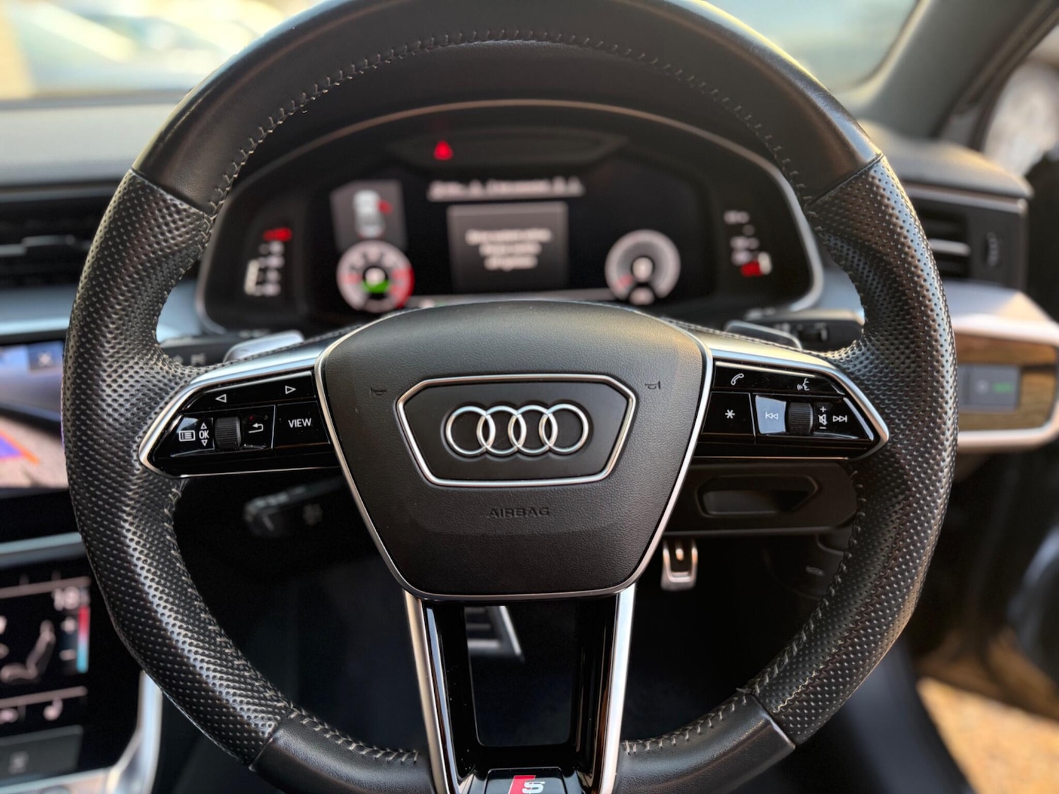 Used Audi A6 Saloon 2019 for sale - 76283854: Photo 26