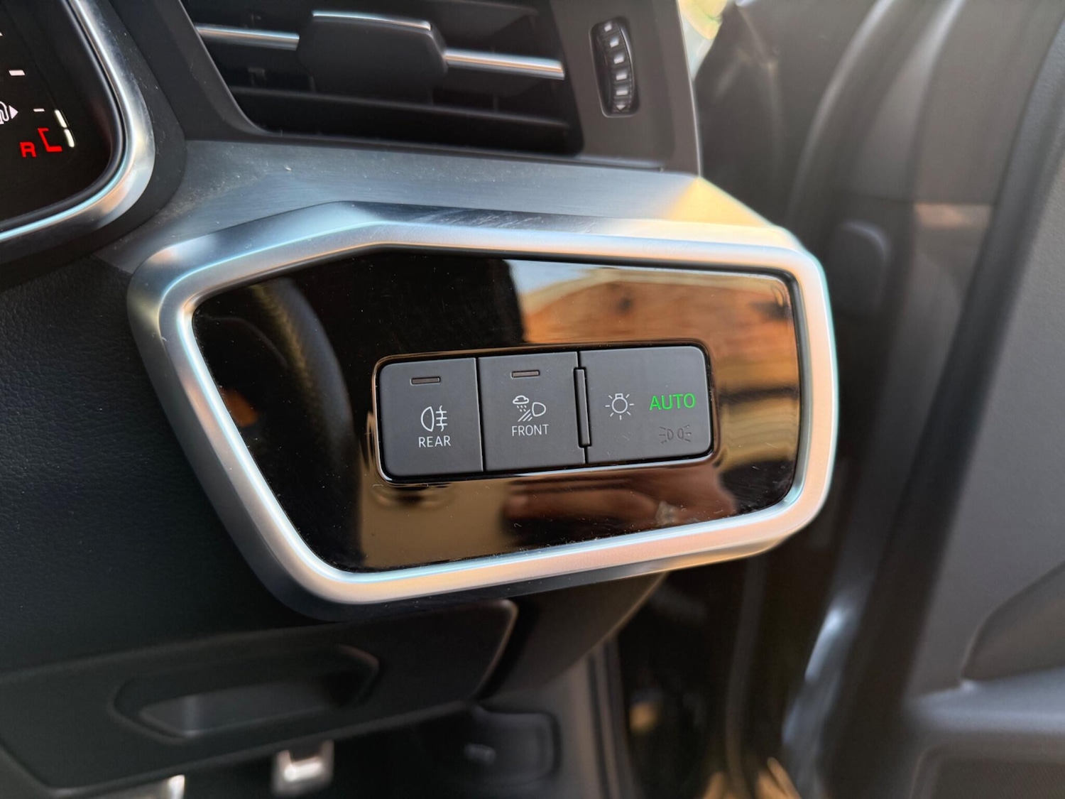 Used Audi A6 Saloon 2019 for sale - 76283854: Photo 31