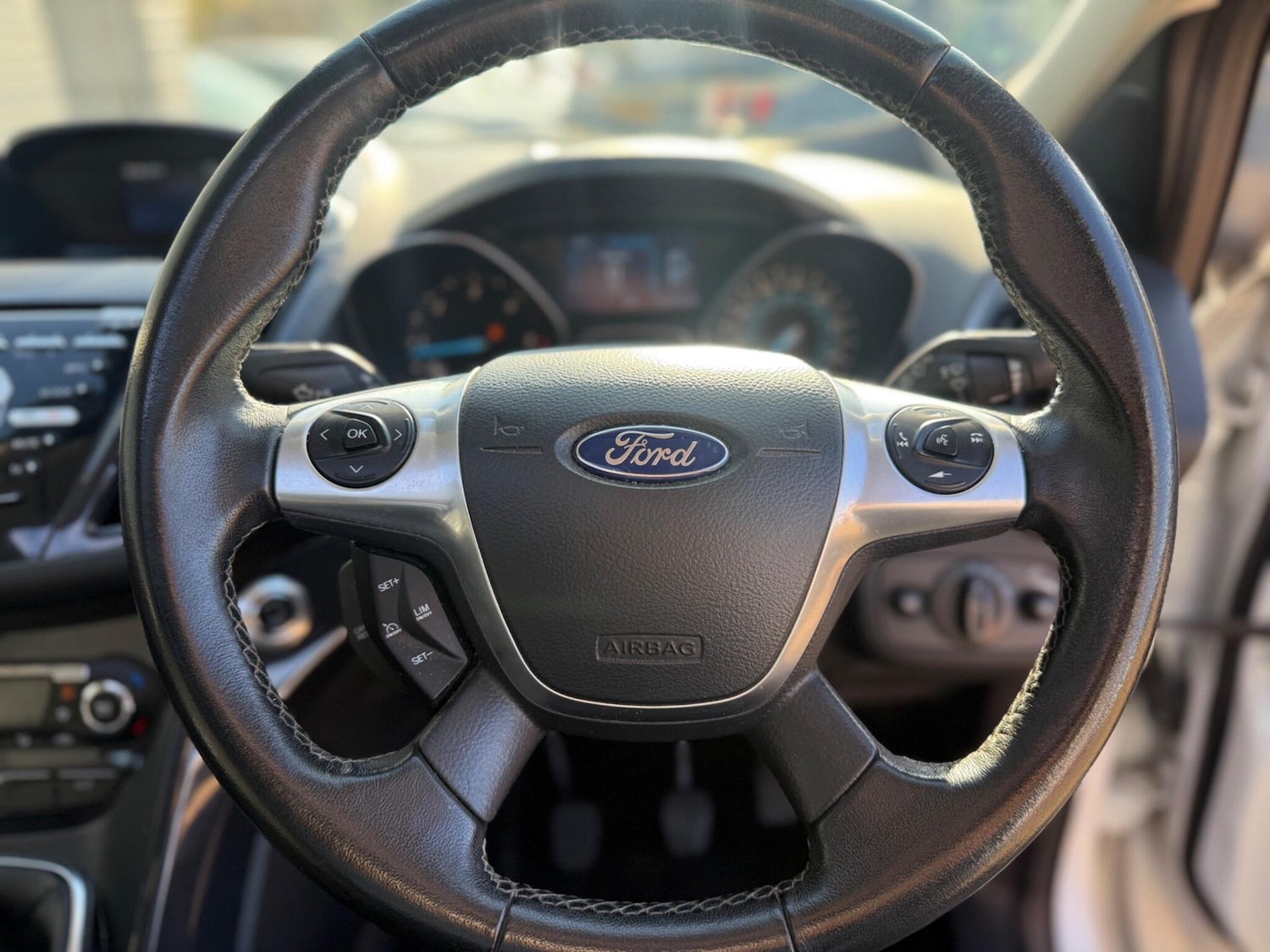 Used Ford Kuga 2014 for sale - 76283580: Photo 26