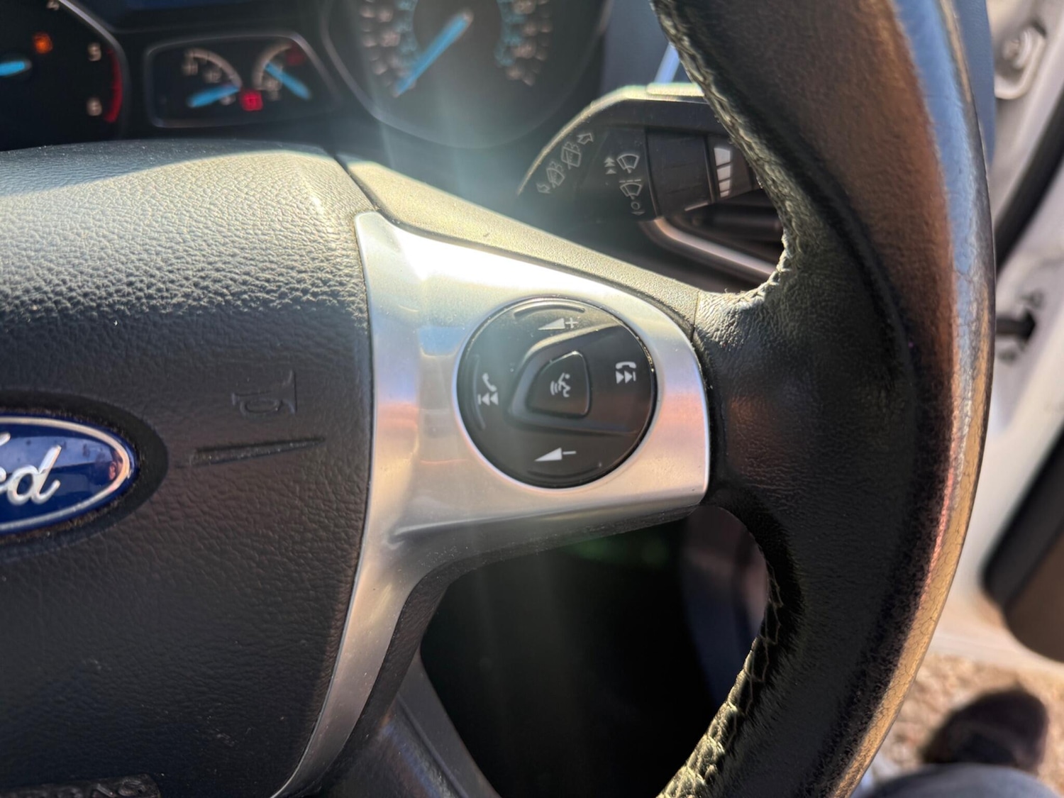 Used Ford Kuga 2014 for sale - 76283580: Photo 27